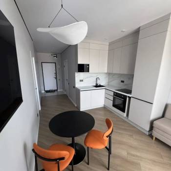 Продается 1-комнатная квартира, 38 м²