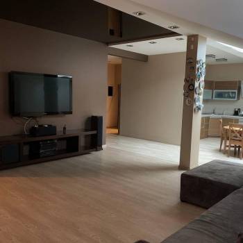 Сдается Многокомнатная квартира, 130 м²
