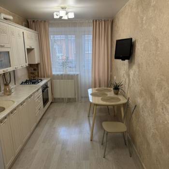 Продается 1-комнатная квартира, 39,3 м²