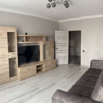 Сдается 2-х комнатная квартира, 64,3 м²