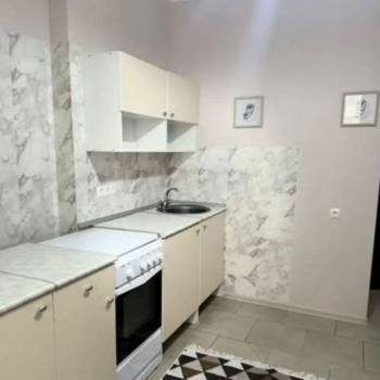 Продается 1-комнатная квартира, 38 м²