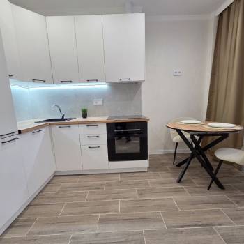 Продается 1-комнатная квартира, 40 м²