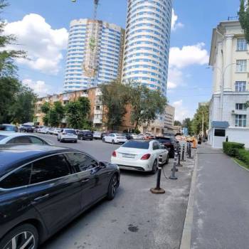 Продается 1-комнатная квартира, 43 м²