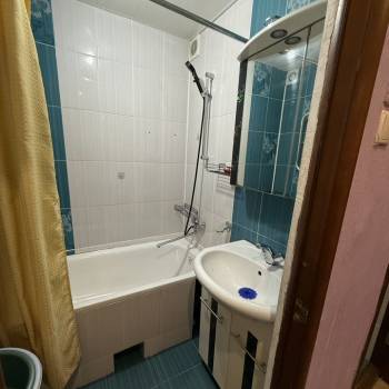 Сдается Многокомнатная квартира, 58 м²