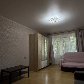 Сдается 1-комнатная квартира, 45 м²