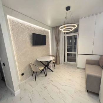 Продается 1-комнатная квартира, 38 м²