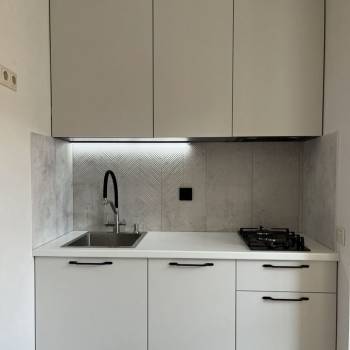 Продается 1-комнатная квартира, 33 м²