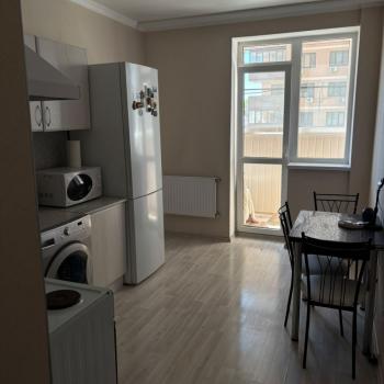 Сдается 1-комнатная квартира, 37 м²
