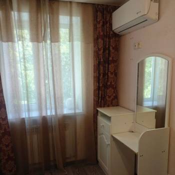 Сдается Многокомнатная квартира, 60 м²