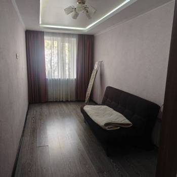 Сдается Многокомнатная квартира, 60 м²