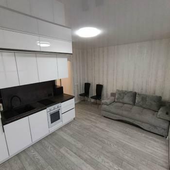 Сдается 1-комнатная квартира, 38 м²