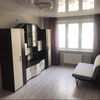 Сдается 1-комнатная квартира, 40 м²