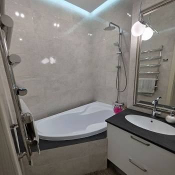 Сдается 2-х комнатная квартира, 60 м²