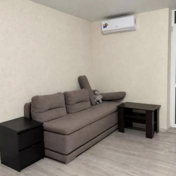 Продается 1-комнатная квартира, 36 м²