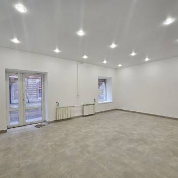 Сдается Нежилое помещение, 91 м²