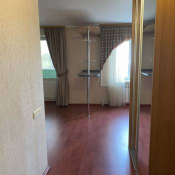 Продается 1-комнатная квартира, 41 м²