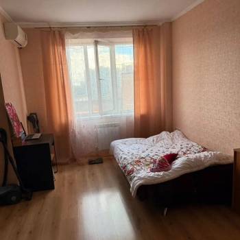 Сдается 1-комнатная квартира, 39 м²