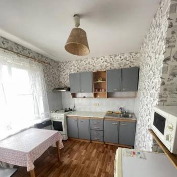 Сдается 1-комнатная квартира, 38 м²