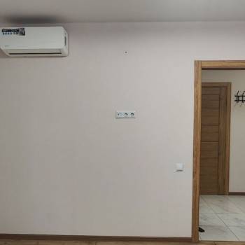 Продается 1-комнатная квартира, 40 м²
