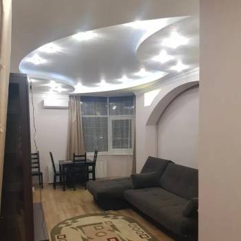 Сдается 1-комнатная квартира, 55 м²