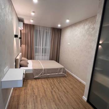 Сдается 1-комнатная квартира, 42 м²