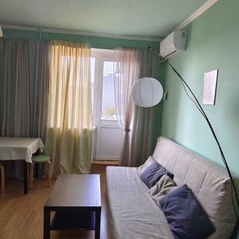 Сдается 1-комнатная квартира, 44 м²