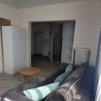 Сдается 1-комнатная квартира, 46 м²