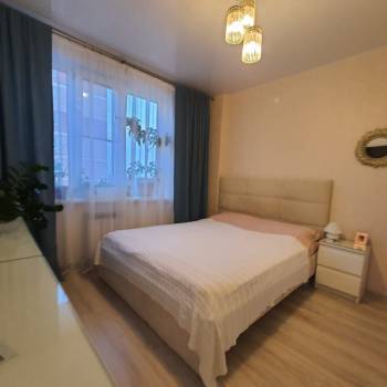 Сдается 1-комнатная квартира, 38 м²