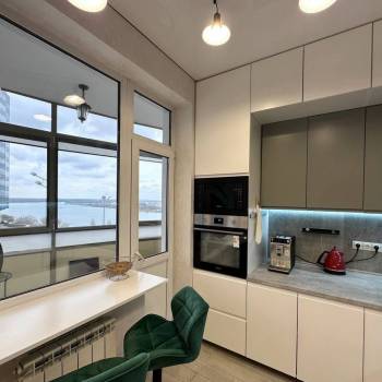 Сдается 1-комнатная квартира, 51,1 м²