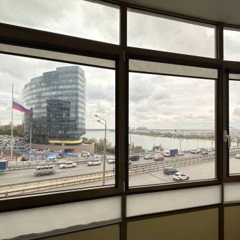 Сдается 1-комнатная квартира, 51,1 м²