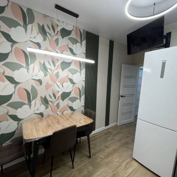 Сдается 1-комнатная квартира, 42,3 м²