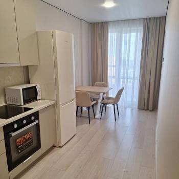 Сдается 1-комнатная квартира, 39 м²