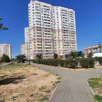 Продается 1-комнатная квартира, 41,6 м²