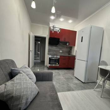 Продается 1-комнатная квартира, 38,5 м²