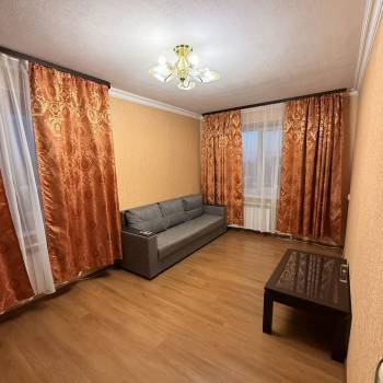 Сдается 1-комнатная квартира, 38 м²