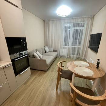 Сдается 1-комнатная квартира, 40 м²