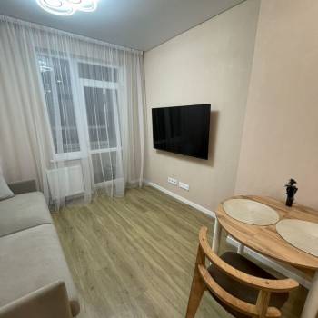 Сдается 1-комнатная квартира, 40 м²