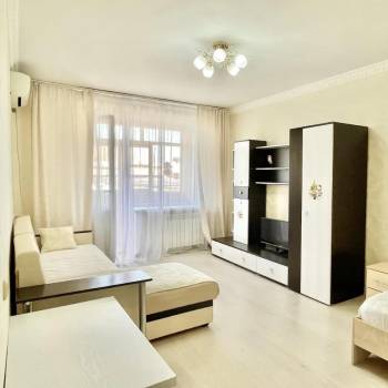 Сдается 1-комнатная квартира, 37 м²