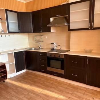 Сдается 1-комнатная квартира, 52 м²