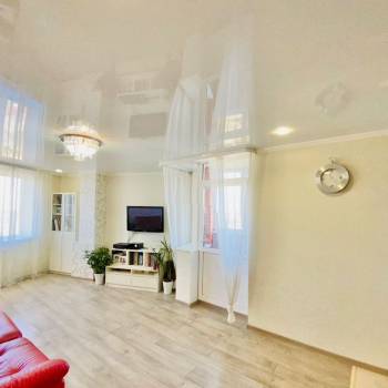 Продается 3-х комнатная квартира, 108 м²