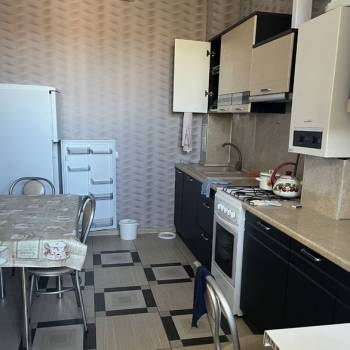Сдается 1-комнатная квартира, 40 м²