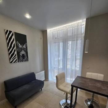 Сдается 1-комнатная квартира, 39 м²