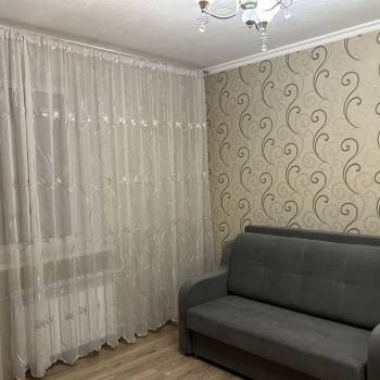 Сдается 1-комнатная квартира, 40 м²