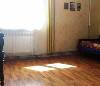 Продается Многокомнатная квартира, 103 м²