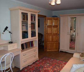 Продается Многокомнатная квартира, 105 м²