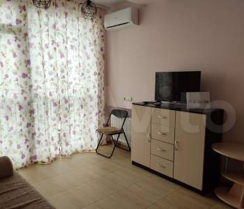 Сдается 1-комнатная квартира, 42 м²