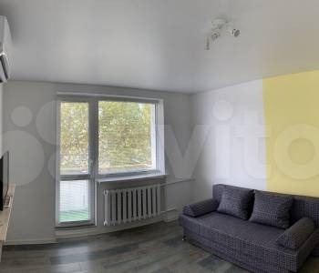 Продается 1-комнатная квартира, 35 м²