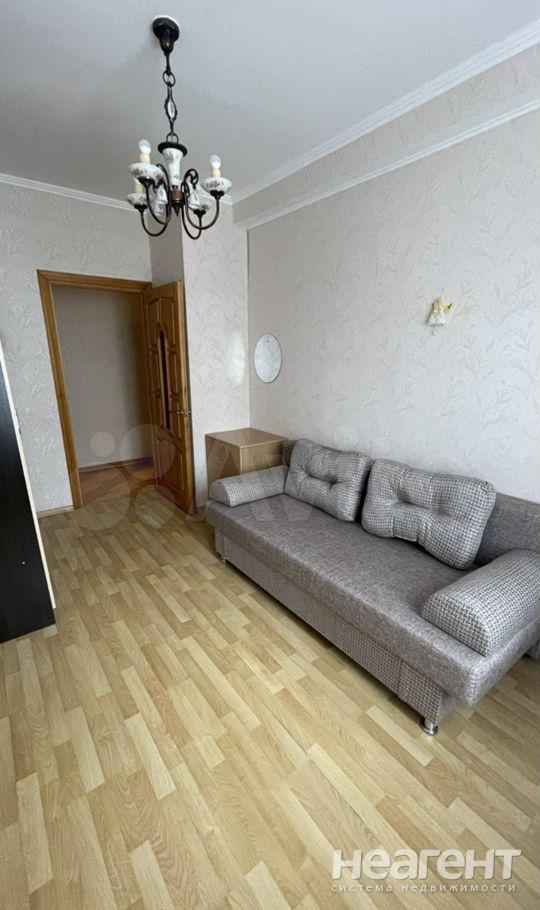 Сдается Многокомнатная квартира, 58 м²