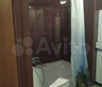 Продается 1-комнатная квартира, 55 м²