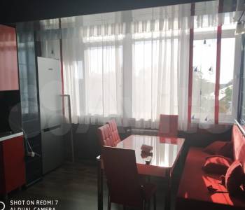 Продается 1-комнатная квартира, 55 м²